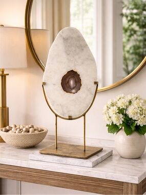 Pier 1 Modern White Marble Agate Slice Decorative Accent with Gold Stand NWT